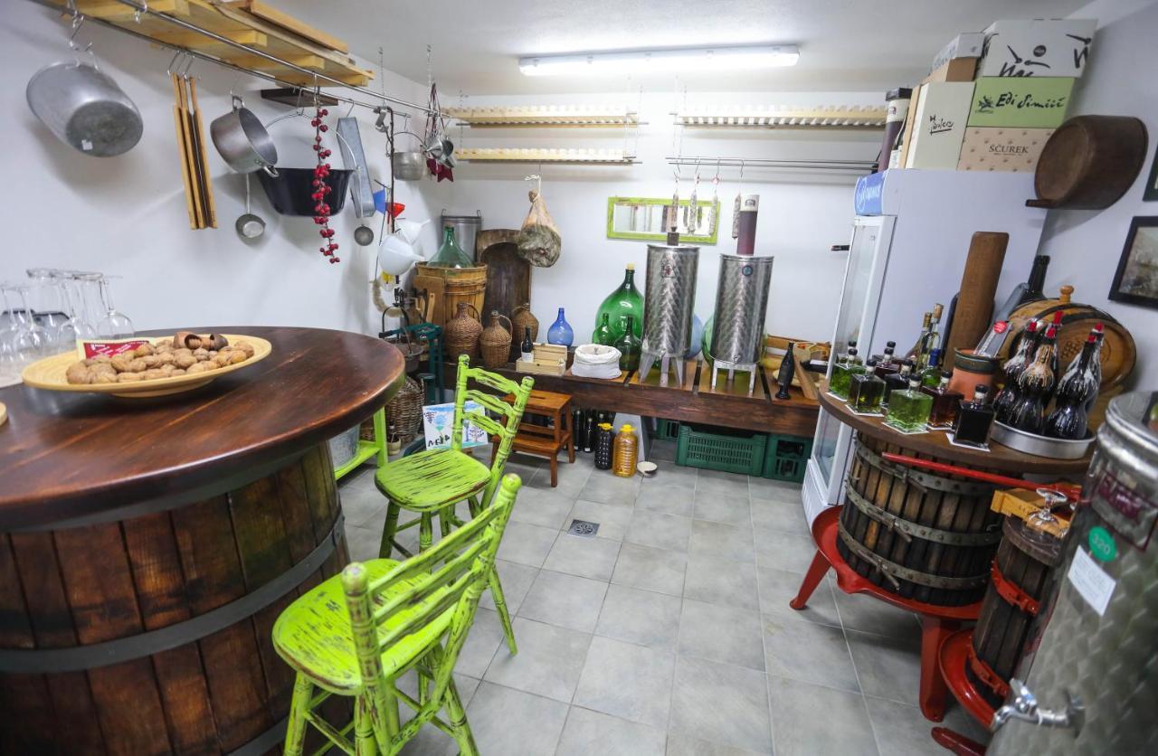Healthy House Glamping Hotel Koper Eksteriør billede